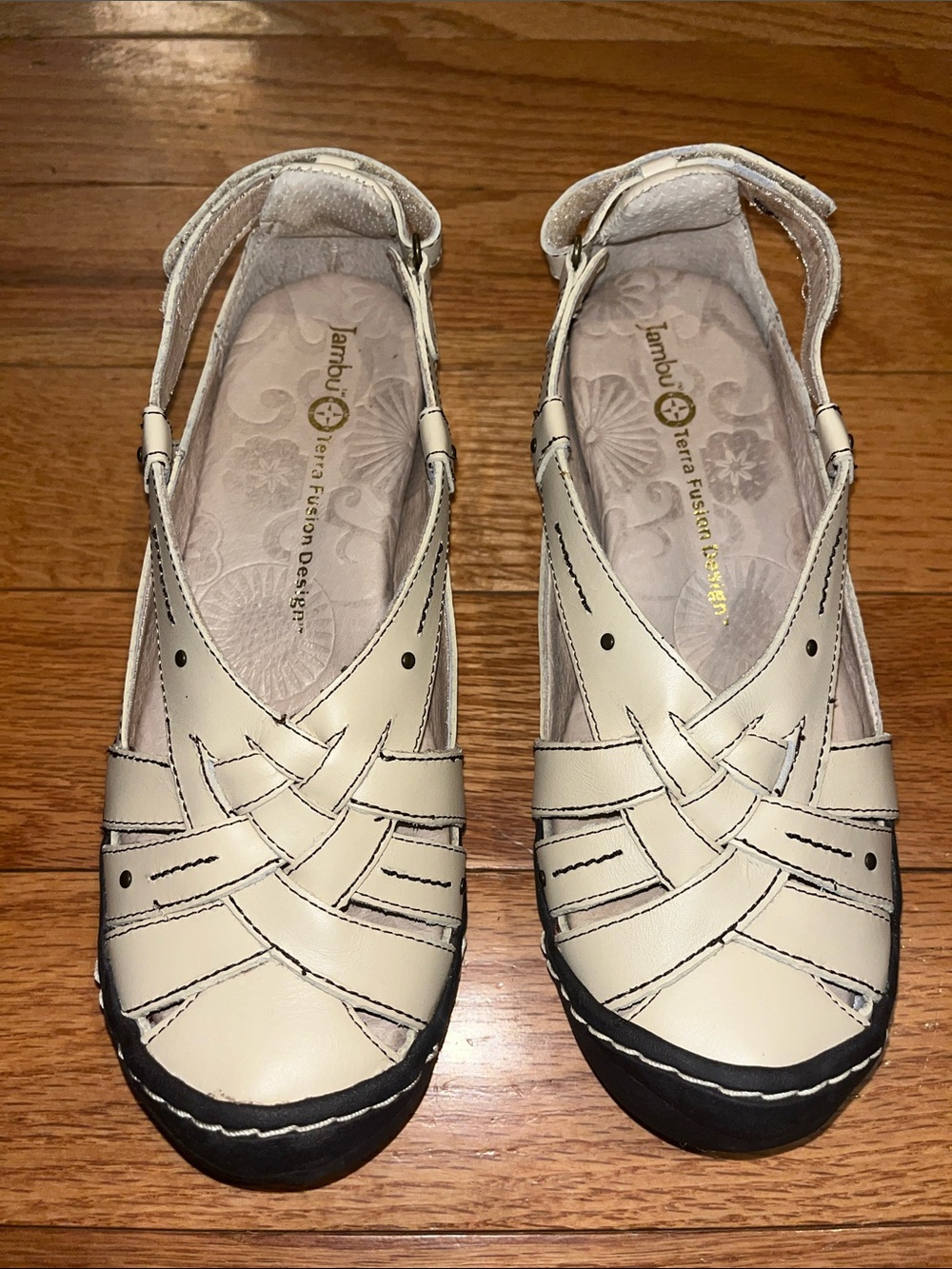 Jambu Stingray sandal